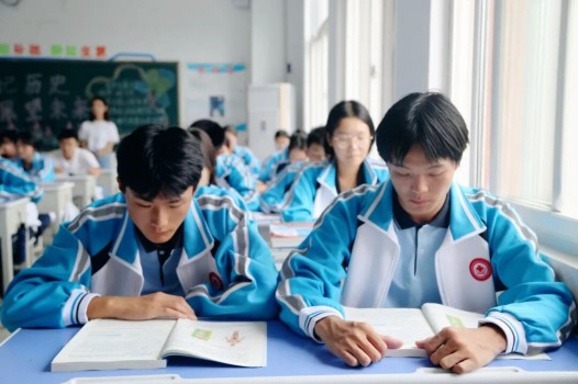 新学期!开学状态“拉满”——西安医科开学图鉴(图3) 新学期!开学状态“拉满”——西安医科开学图鉴(图3)