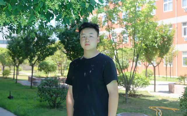 开学季 | @医科人,2025迎新关键词已出炉,速来解锁!(图10) 开学季 | @医科人,2025迎新关键词已出炉,速来解锁!(图10)