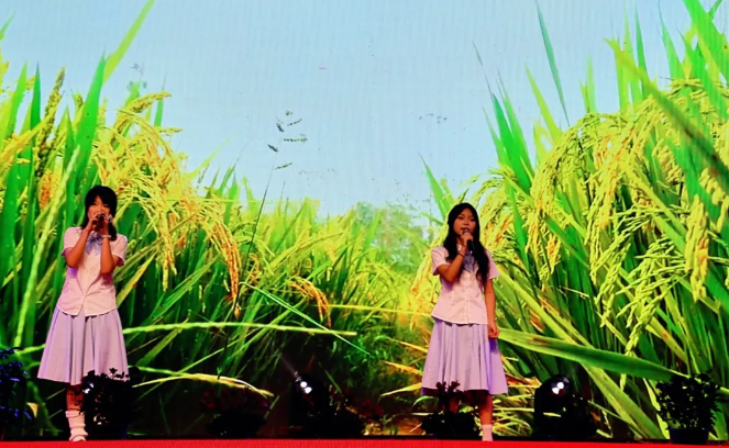 青春作答，祖国听！这场迎新晚会当“燃”要看(图12)