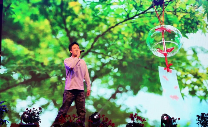 青春作答，祖国听！这场迎新晚会当“燃”要看(图16)