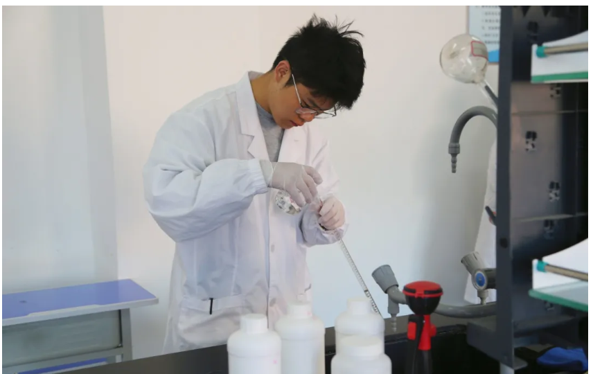 祝贺！我校师生在2025年西安市鄠邑区中职学校技能大赛中喜获佳绩